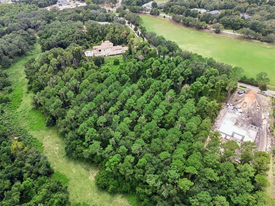 En Venta: $760,000 (1.82 acres)