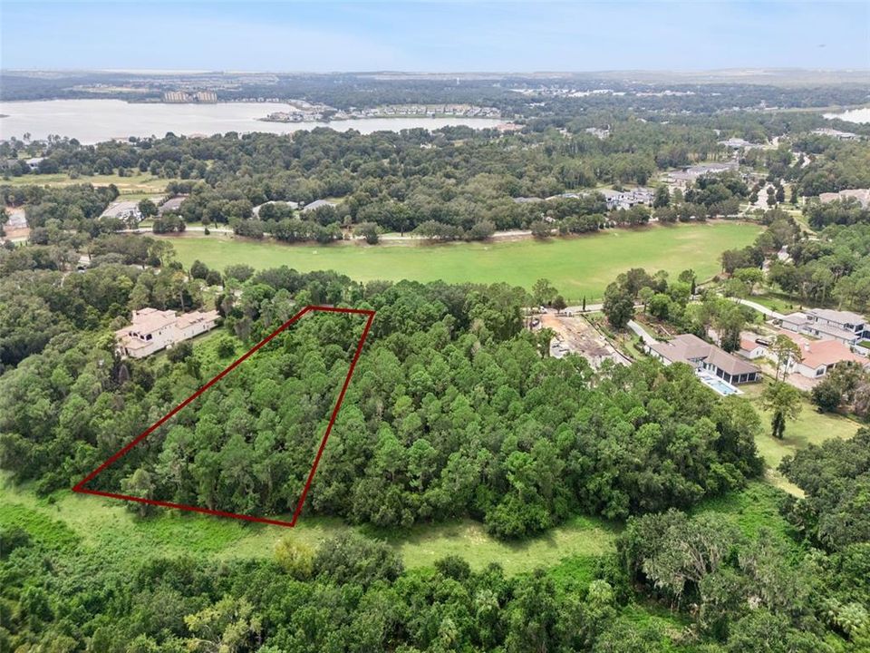 En Venta: $760,000 (1.82 acres)