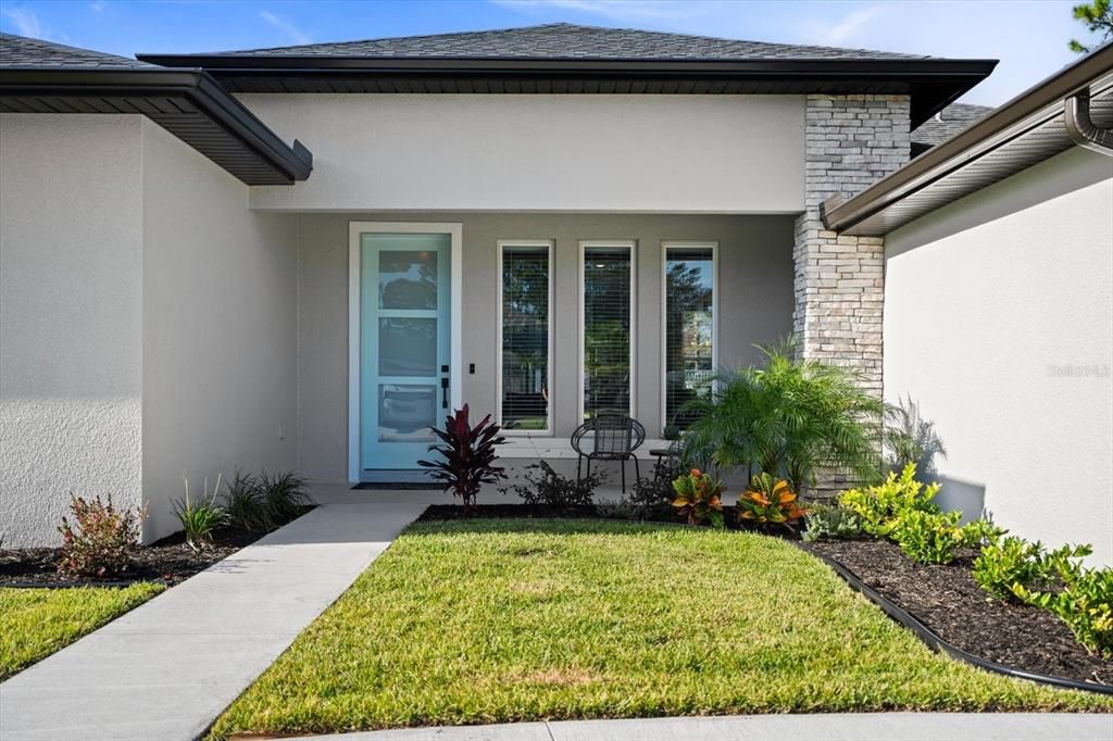 For Sale: $399,900 (4 beds, 2 baths, 1800 Square Feet)
