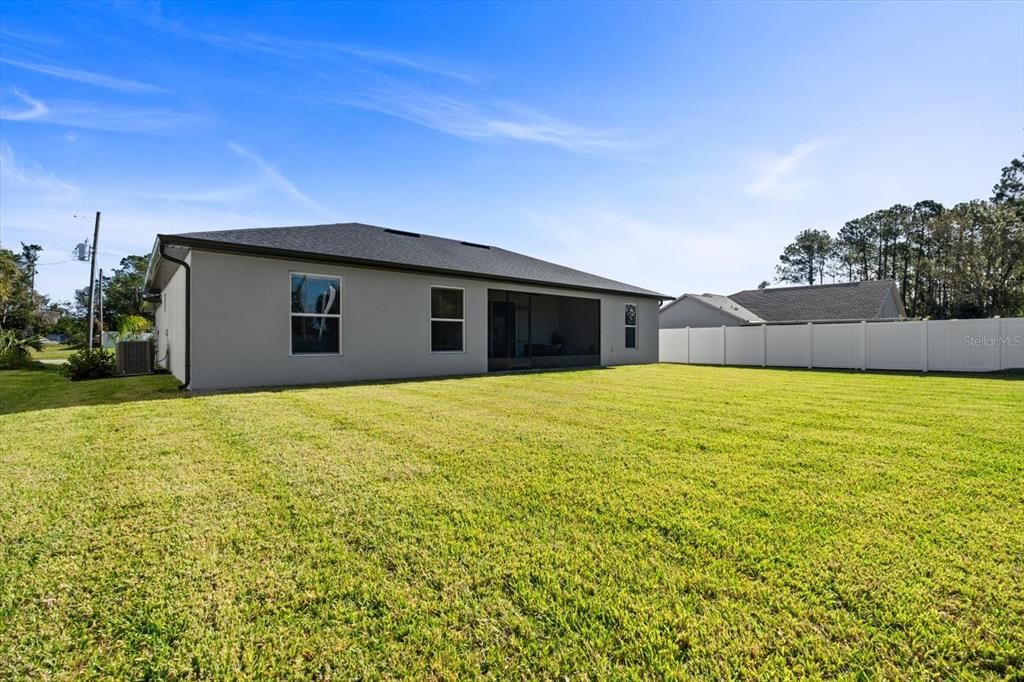 For Sale: $399,900 (4 beds, 2 baths, 1800 Square Feet)