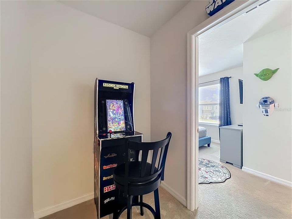 For Sale: $828,000 (10 beds, 8 baths, 4399 Square Feet)