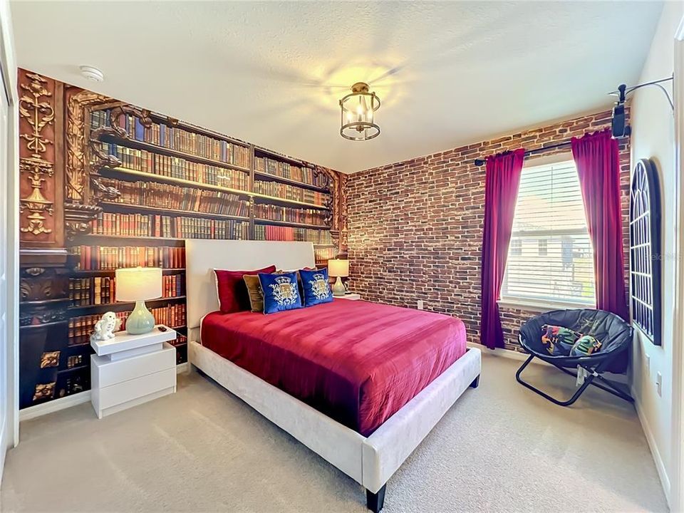 For Sale: $828,000 (10 beds, 8 baths, 4399 Square Feet)