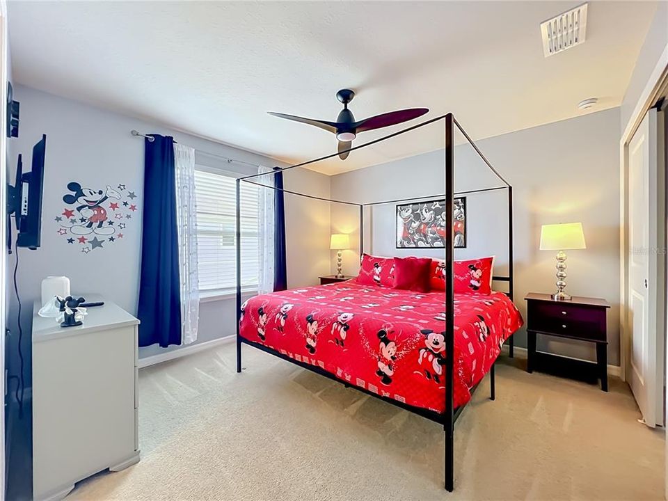 For Sale: $828,000 (10 beds, 8 baths, 4399 Square Feet)