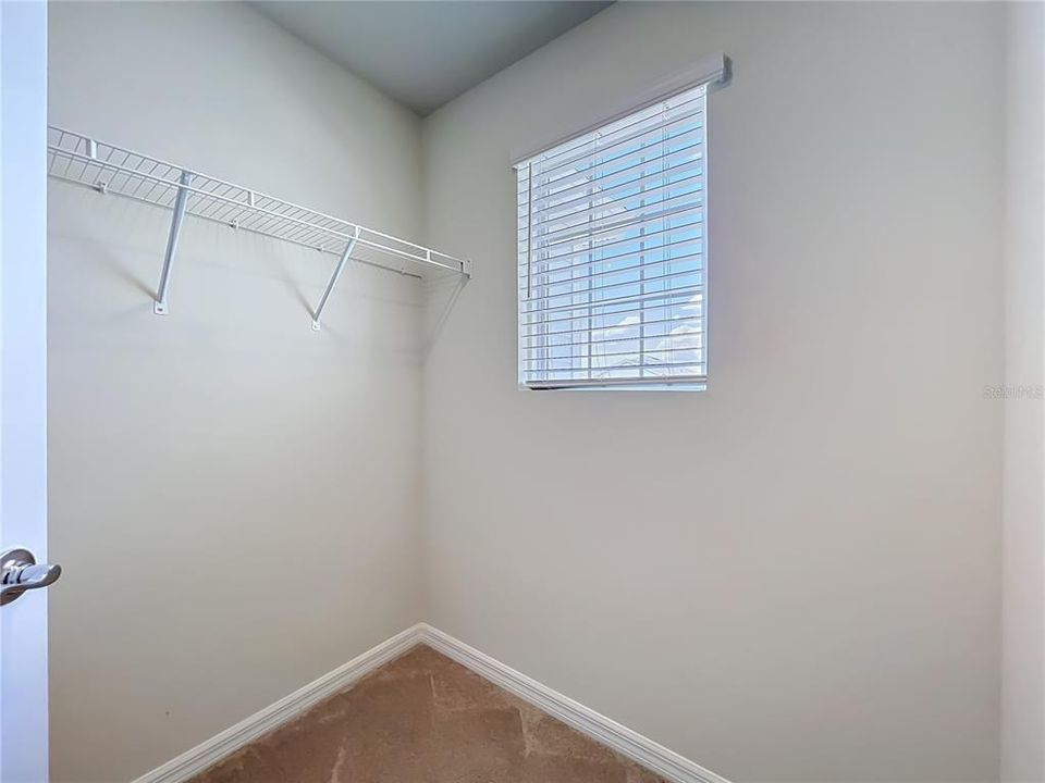 For Sale: $828,000 (10 beds, 8 baths, 4399 Square Feet)