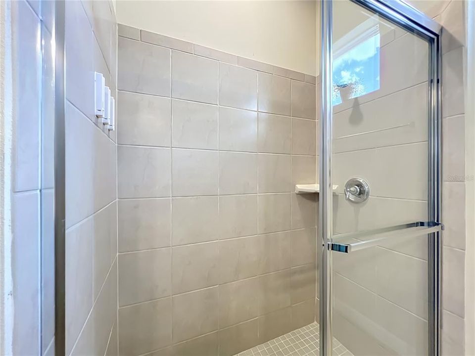 For Sale: $828,000 (10 beds, 8 baths, 4399 Square Feet)