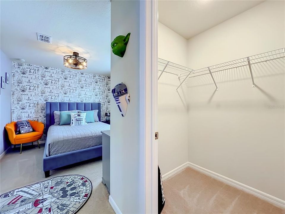 For Sale: $828,000 (10 beds, 8 baths, 4399 Square Feet)