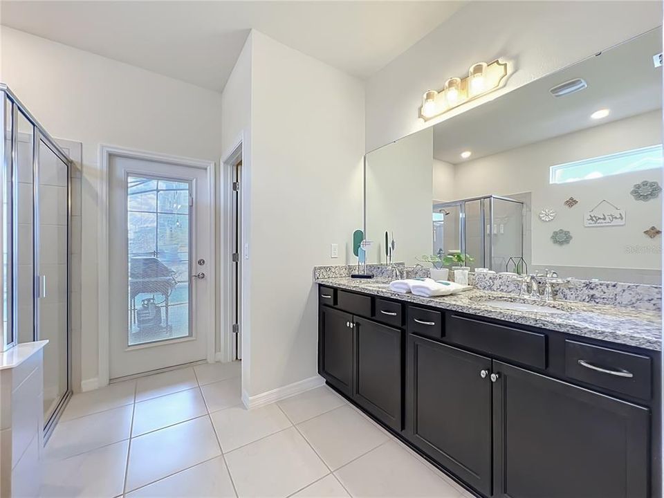 For Sale: $828,000 (10 beds, 8 baths, 4399 Square Feet)