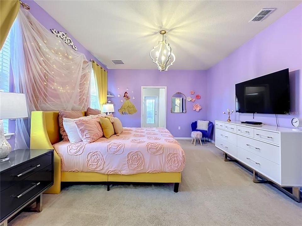 For Sale: $828,000 (10 beds, 8 baths, 4399 Square Feet)