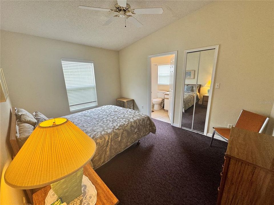 For Rent: $1,295 (2 beds, 2 baths, 936 Square Feet)