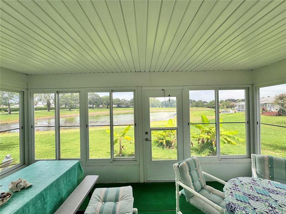 For Rent: $1,295 (2 beds, 2 baths, 936 Square Feet)