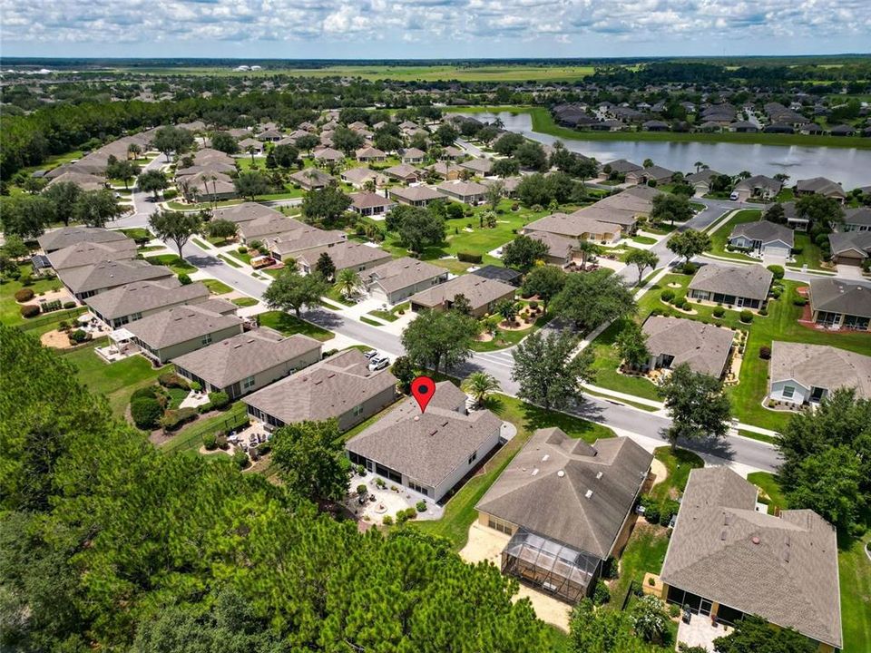 For Sale: $319,000 (2 beds, 2 baths, 1596 Square Feet)