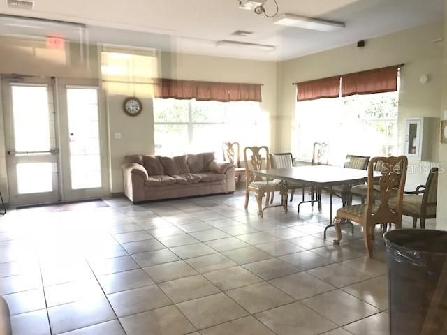 For Rent: $2,499 (3 beds, 2 baths, 1762 Square Feet)