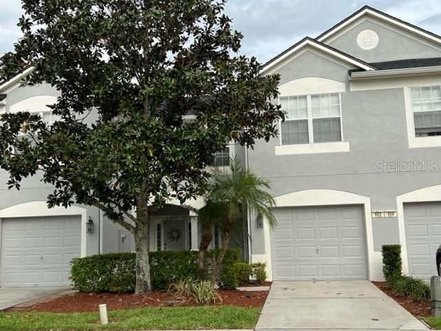 For Rent: $2,499 (3 beds, 2 baths, 1762 Square Feet)