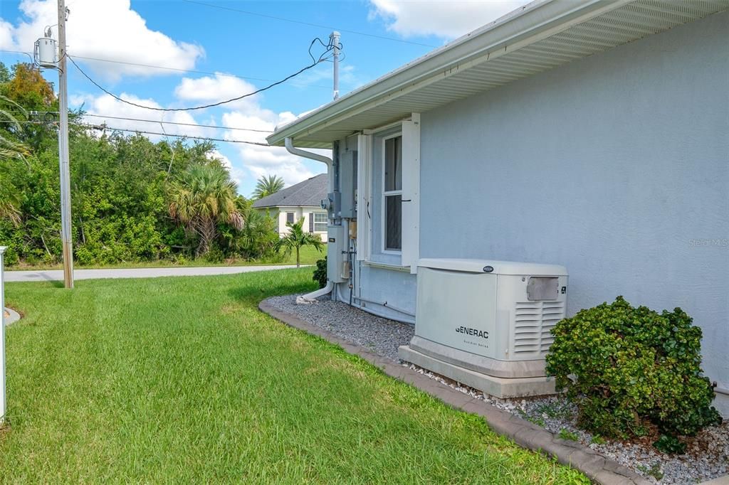 For Sale: $449,000 (3 beds, 2 baths, 1710 Square Feet)