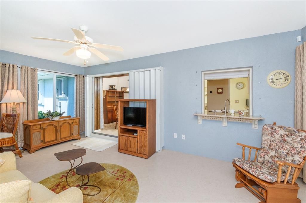 For Sale: $449,000 (3 beds, 2 baths, 1710 Square Feet)