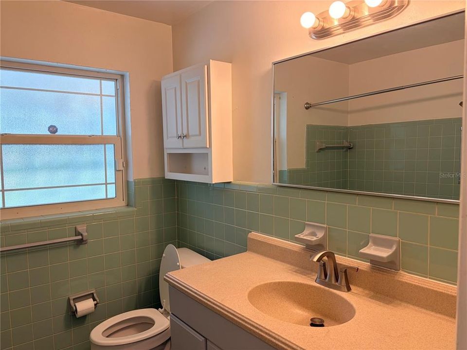 For Rent: $1,700 (2 beds, 2 baths, 1112 Square Feet)