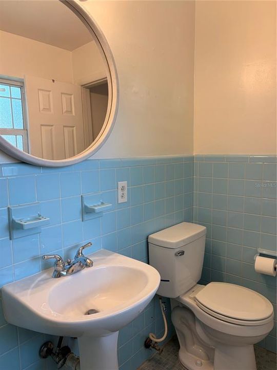 For Rent: $1,700 (2 beds, 2 baths, 1112 Square Feet)