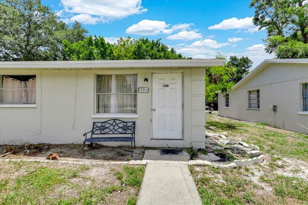 For Sale: $374,990 (6 beds, 0 baths, 1890 Square Feet)