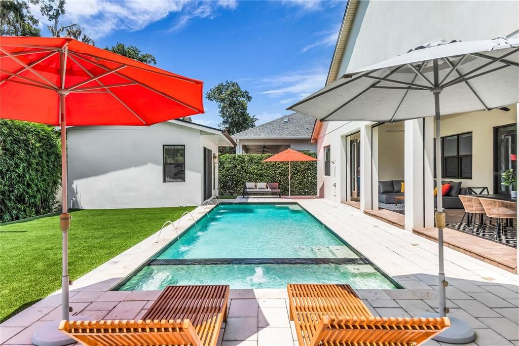For Sale: $1,497,500 (6 beds, 5 baths, 3591 Square Feet)