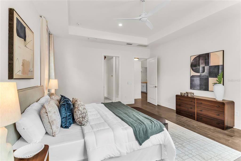 For Sale: $1,497,500 (6 beds, 5 baths, 3591 Square Feet)