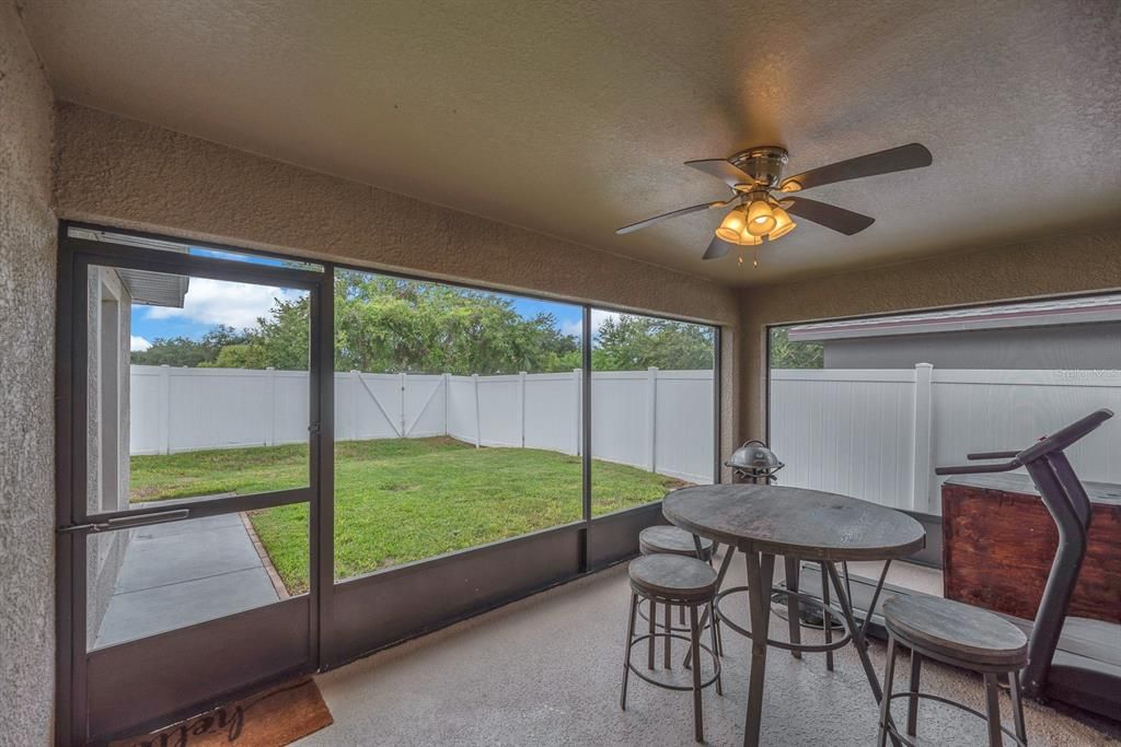 For Sale: $370,000 (3 beds, 2 baths, 1958 Square Feet)