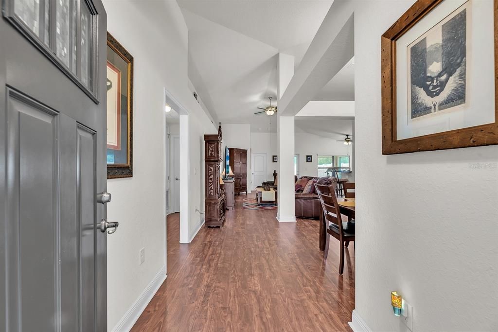 For Sale: $370,000 (3 beds, 2 baths, 1958 Square Feet)