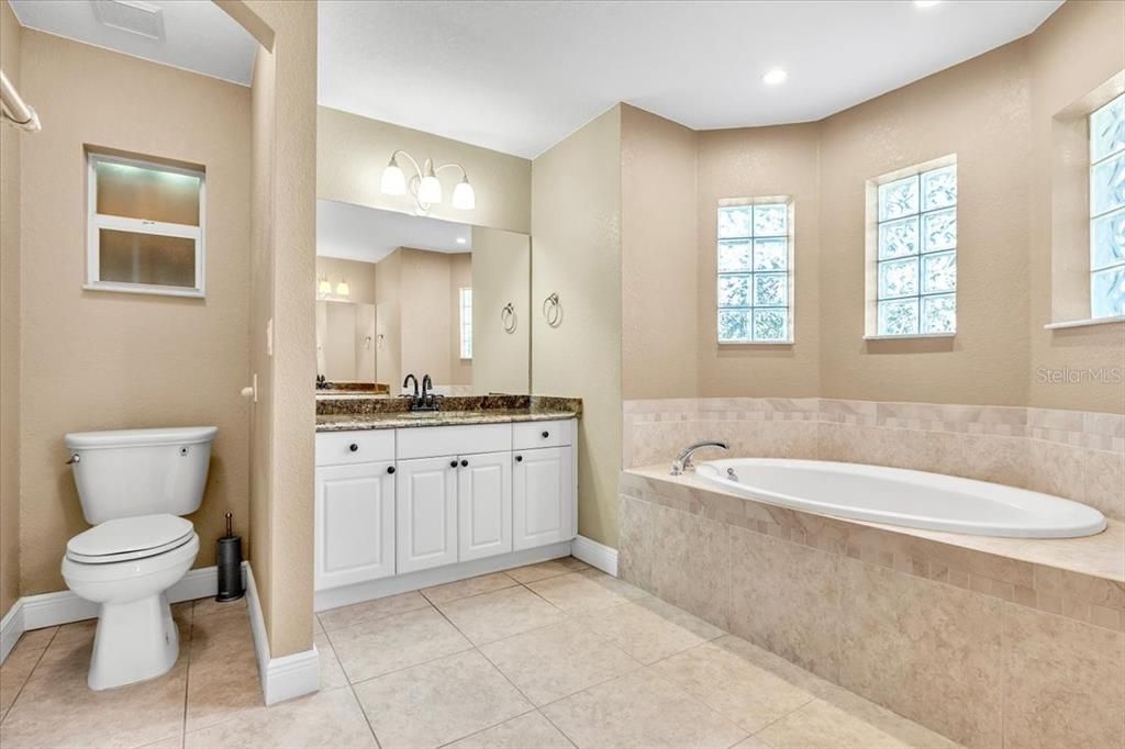 For Sale: $489,900 (3 beds, 2 baths, 1505 Square Feet)