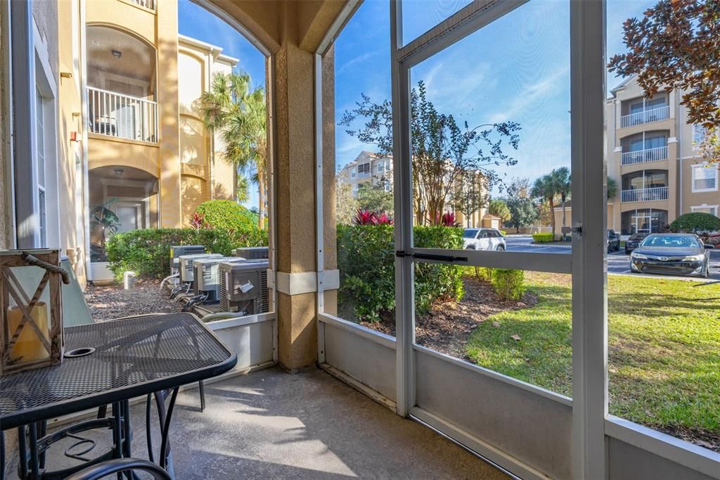 Active With Contract: $330,000 (3 beds, 2 baths, 1390 Square Feet)