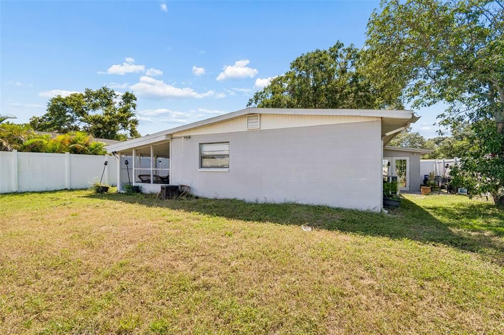 For Sale: $459,000 (3 beds, 2 baths, 1664 Square Feet)