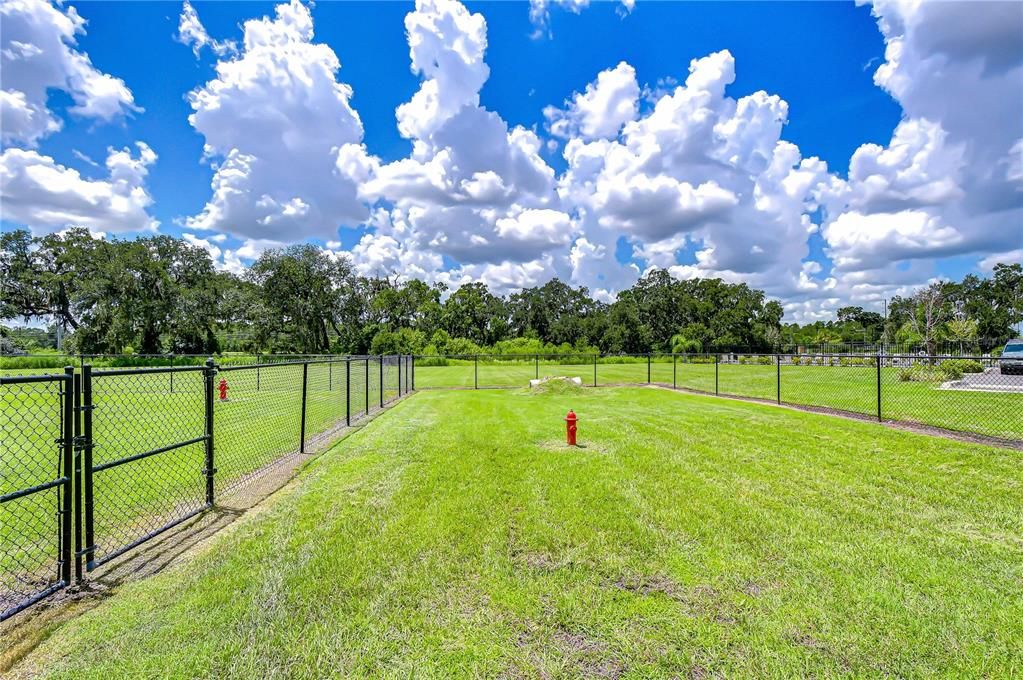 En Venta: $385,000 (4 camas, 3 baños, 2260 Pies cuadrados)