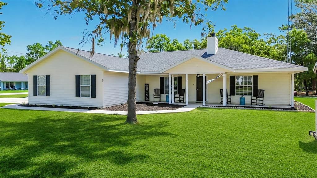 Active With Contract: $379,900 (3 beds, 2 baths, 1632 Square Feet)