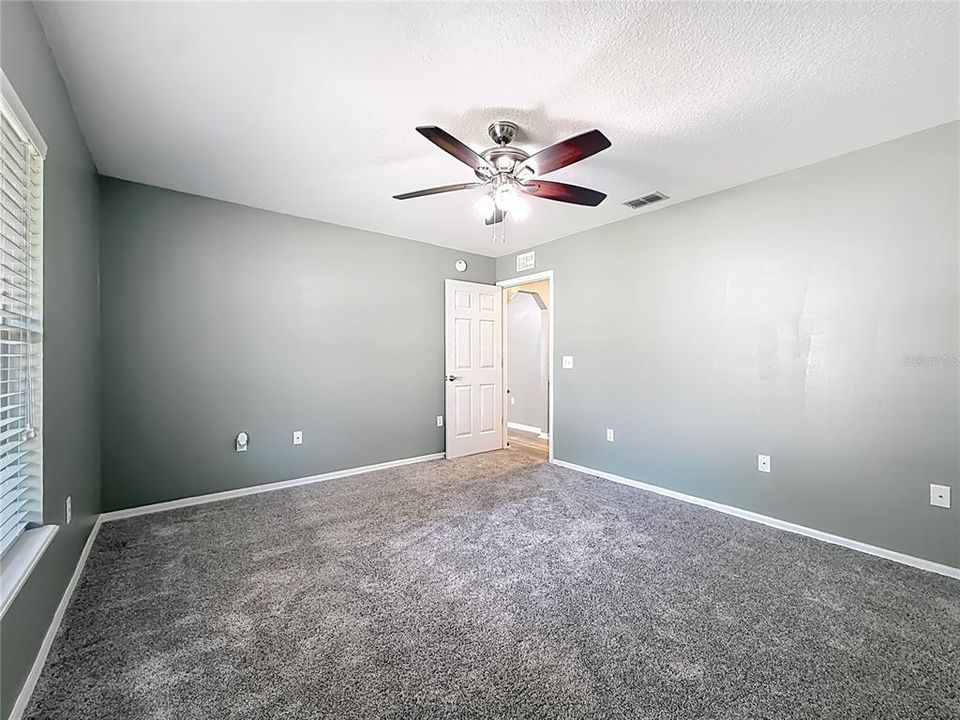 Active With Contract: $379,900 (3 beds, 2 baths, 1632 Square Feet)