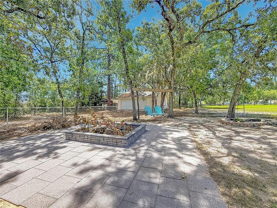 Active With Contract: $379,900 (3 beds, 2 baths, 1632 Square Feet)