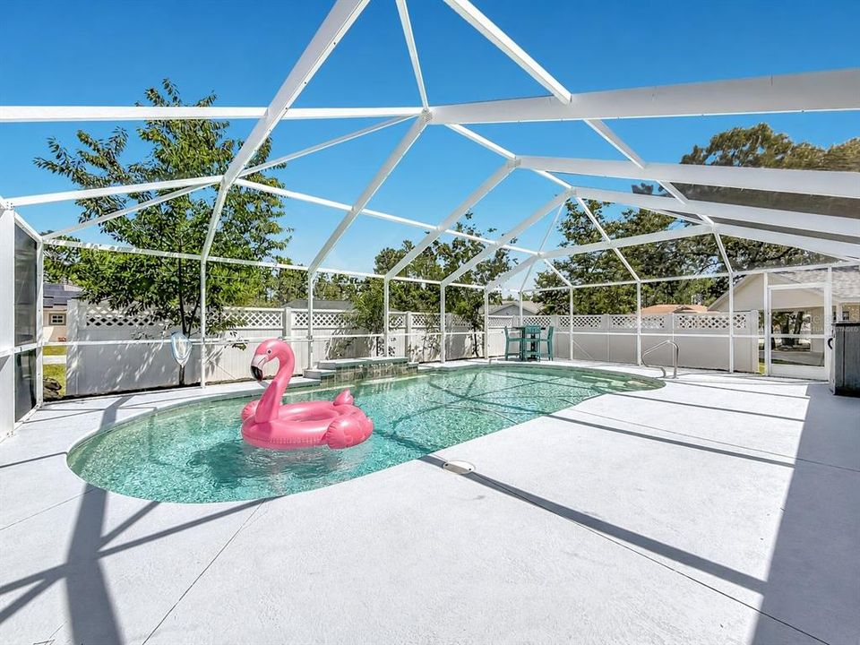 Active With Contract: $379,900 (3 beds, 2 baths, 1632 Square Feet)