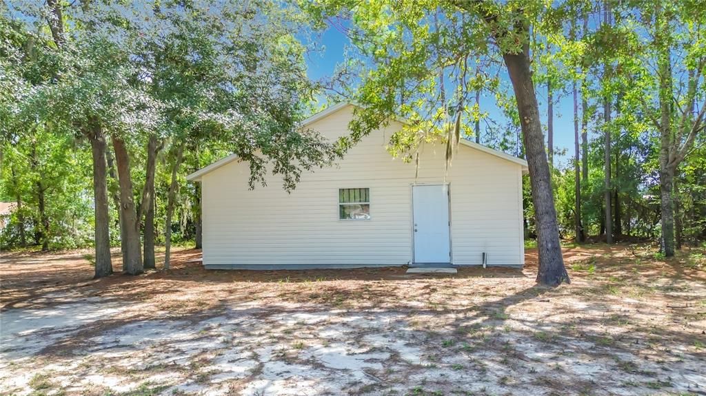 Active With Contract: $379,900 (3 beds, 2 baths, 1632 Square Feet)