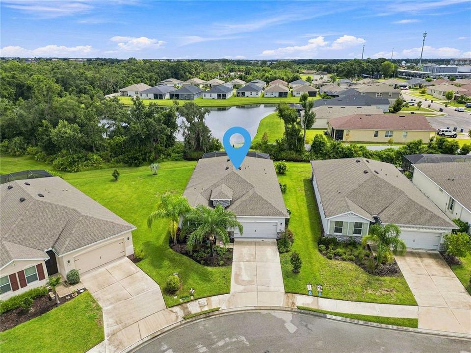 For Sale: $539,900 (4 beds, 2 baths, 2047 Square Feet)
