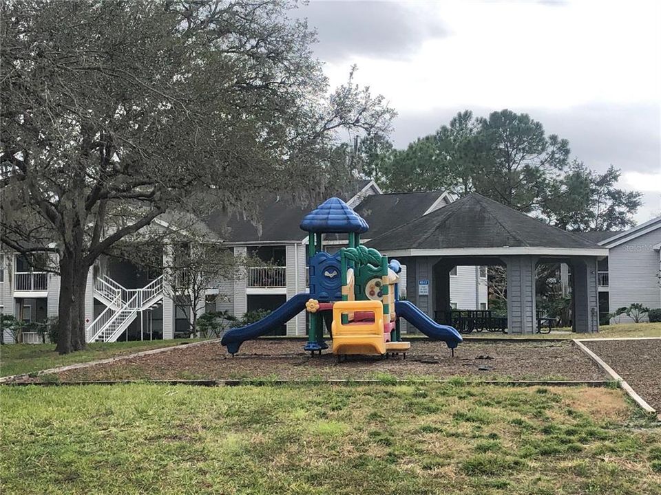 For Rent: $1,499 (2 beds, 2 baths, 1499 Square Feet)