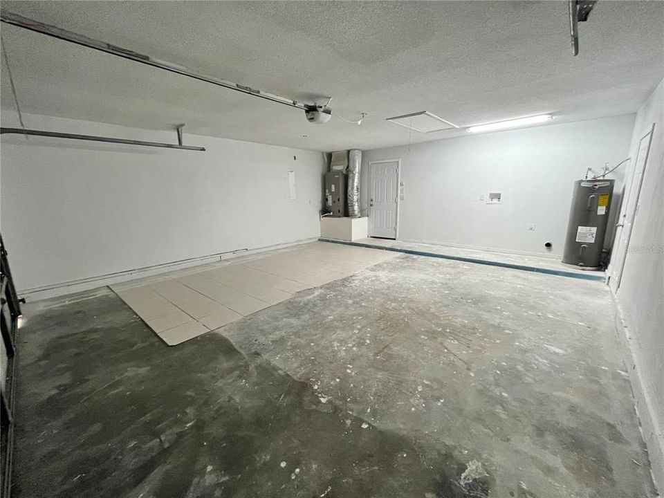 For Rent: $2,150 (4 beds, 2 baths, 1316 Square Feet)