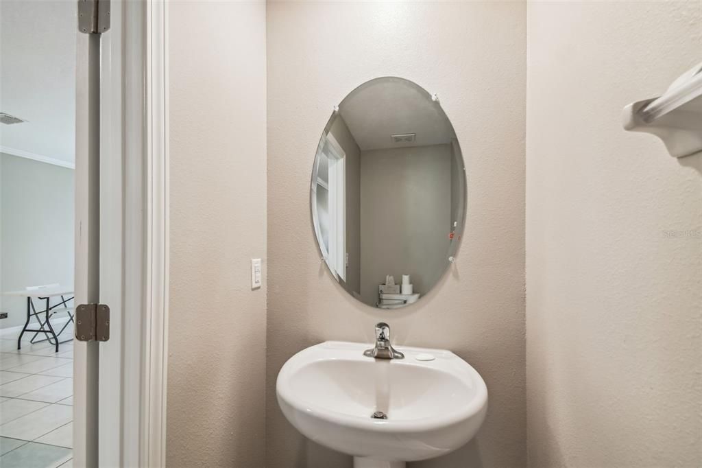 En Venta: $260,000 (3 camas, 2 baños, 1601 Pies cuadrados)