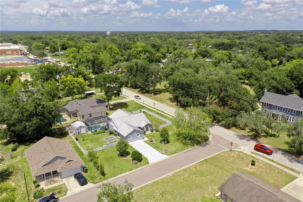 For Sale: $475,000 (3 beds, 3 baths, 2132 Square Feet)