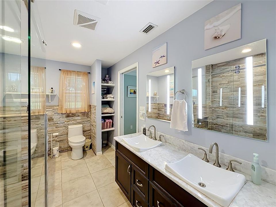For Sale: $475,000 (3 beds, 3 baths, 2132 Square Feet)