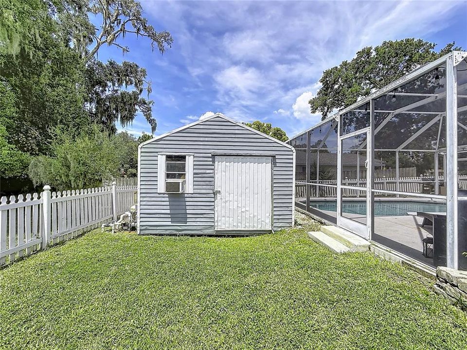For Sale: $475,000 (3 beds, 3 baths, 2132 Square Feet)