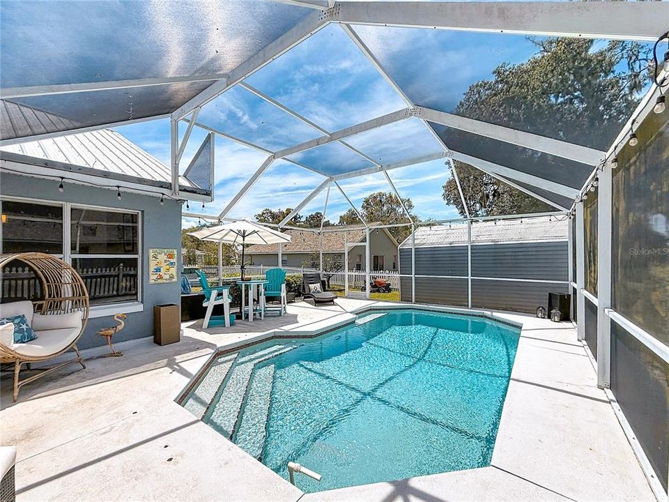 For Sale: $475,000 (3 beds, 3 baths, 2132 Square Feet)