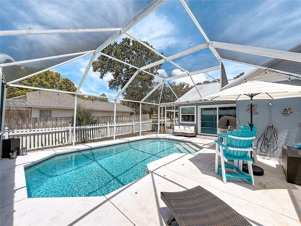For Sale: $475,000 (3 beds, 3 baths, 2132 Square Feet)