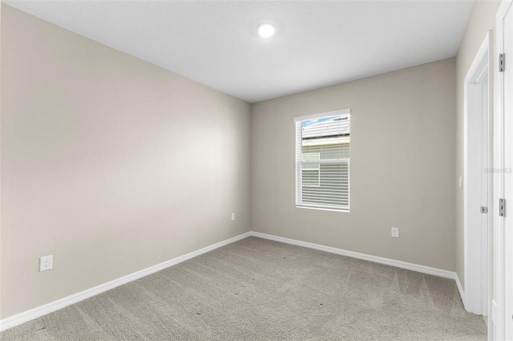 For Sale: $287,000 (3 beds, 2 baths, 1758 Square Feet)
