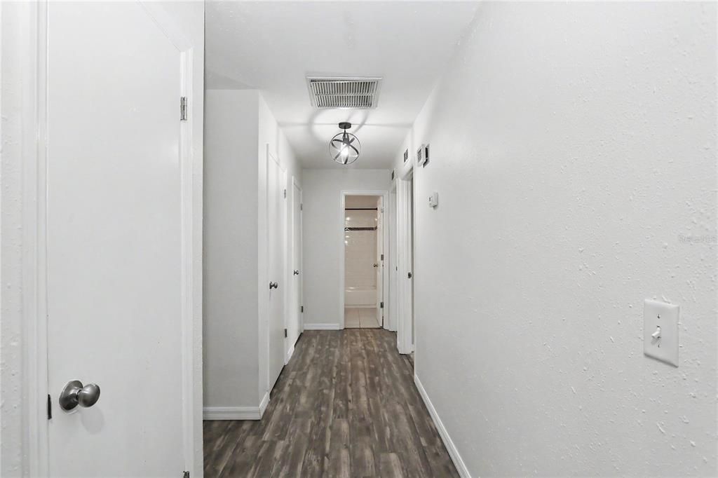 For Sale: $284,900 (3 beds, 2 baths, 1872 Square Feet)