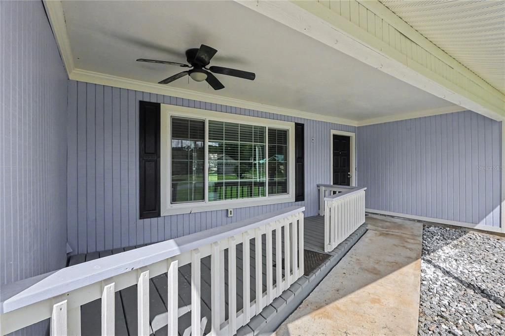 For Sale: $284,900 (3 beds, 2 baths, 1872 Square Feet)