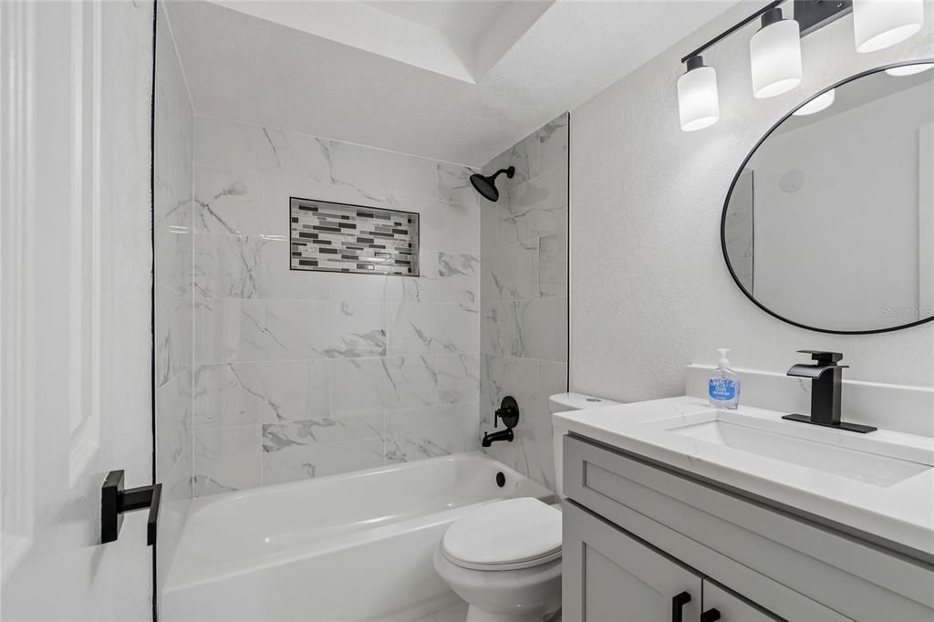 For Sale: $309,000 (3 beds, 2 baths, 1330 Square Feet)