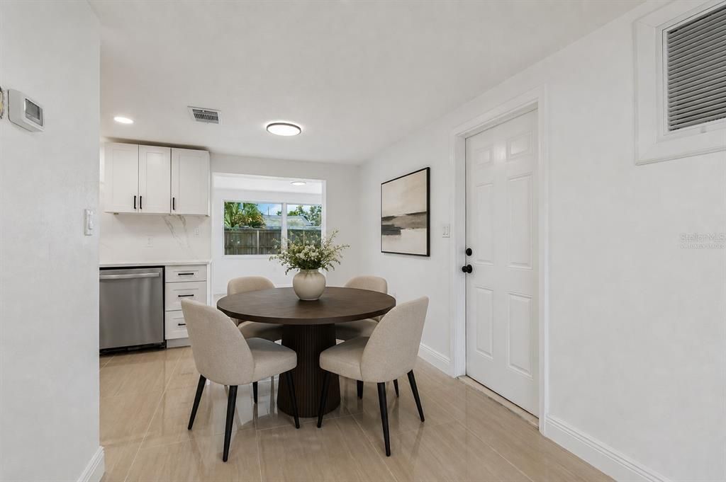 For Sale: $309,000 (3 beds, 2 baths, 1330 Square Feet)