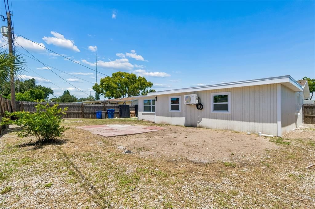 For Sale: $309,000 (3 beds, 2 baths, 1330 Square Feet)